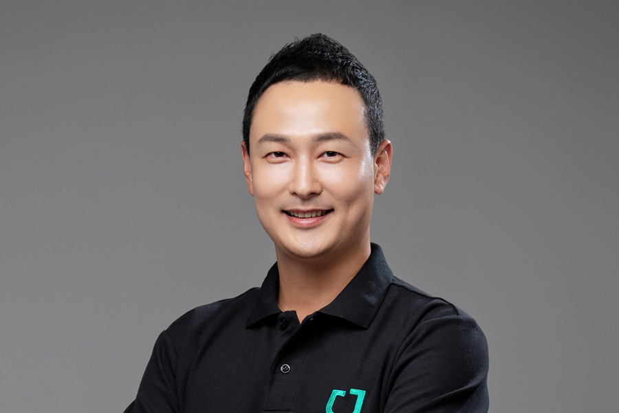 speaker Bio image